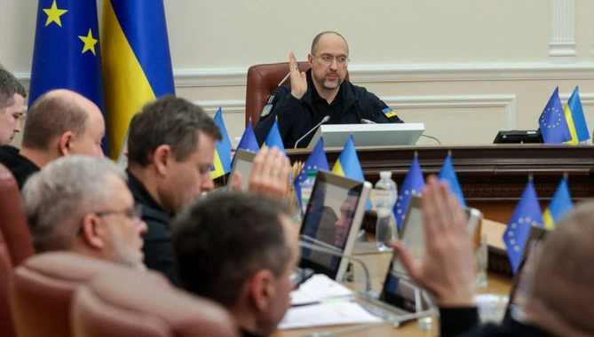 Уряд підтримав законопроєкт, який врегульовує відносини лікарів, фармацевтів і виробників ліків